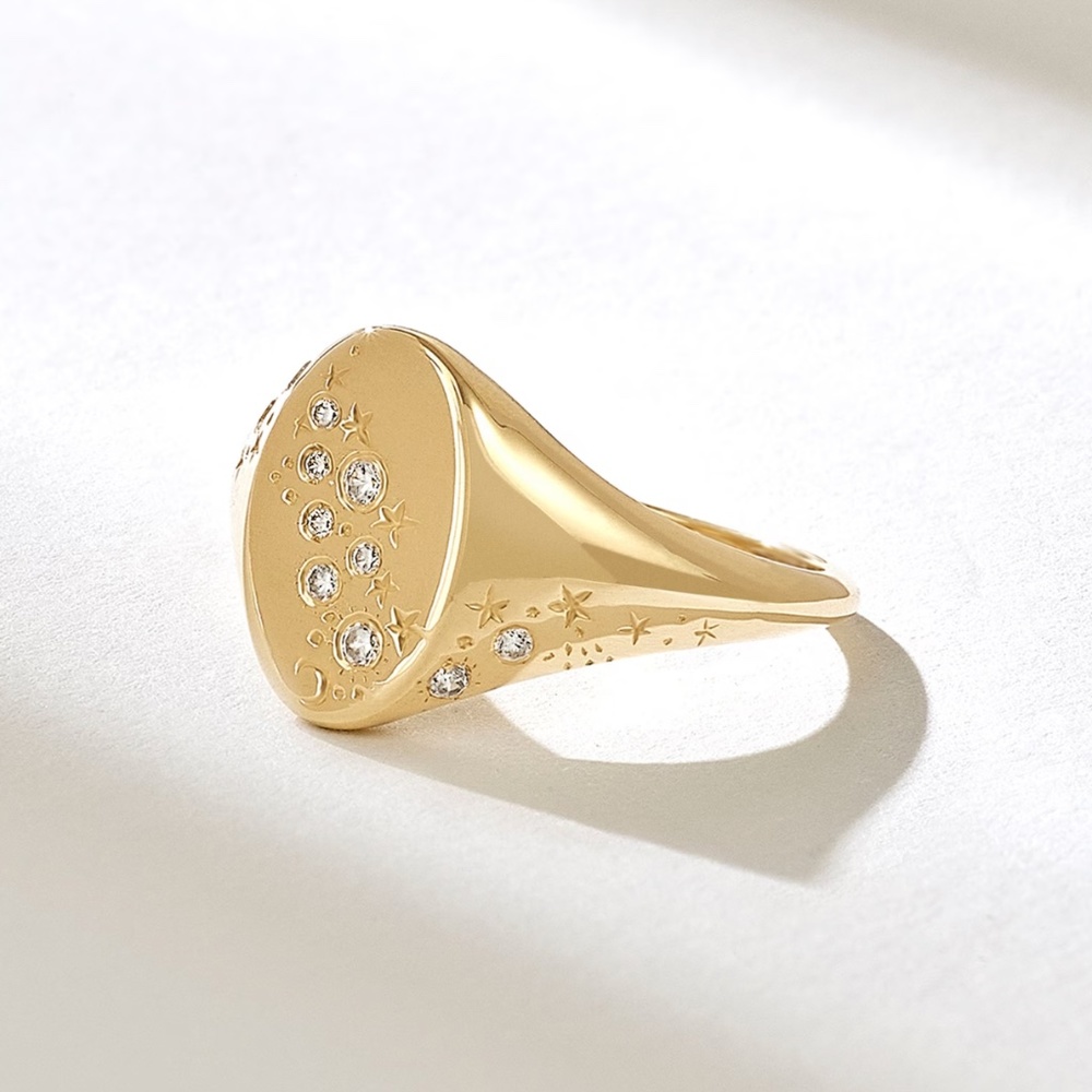 14k Gold Diamond Celestial Signet Ring - Size 4